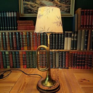Trompeten-Nachttischlampe